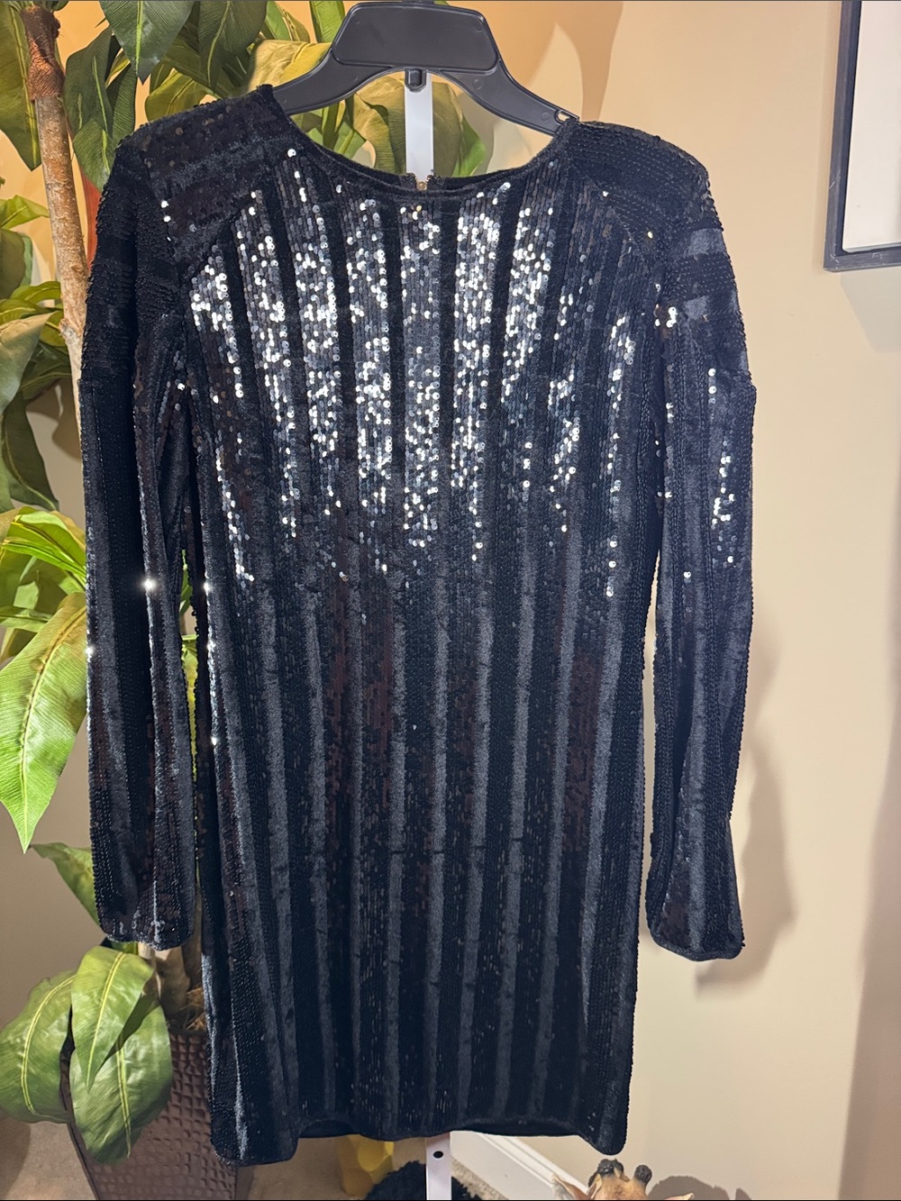 Black sequin long-sleeve dress - Women's size XL, worn once. Gold back zipper.